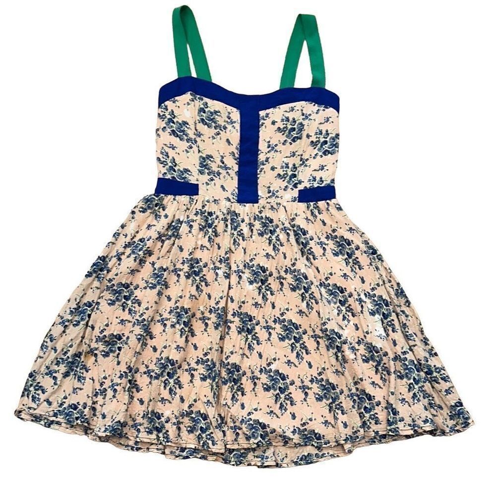 CocoLove flowy fun dress size small rose pink, blue and green w floral scrolls
